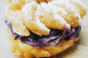 Blueberry Cream Puffs