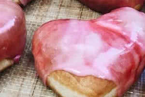 Raspberry Cheese Heart Donut