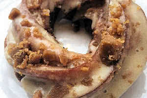 Apple Toffee Cruller
