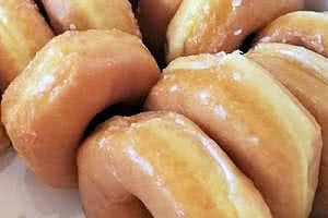 Traditional Glazed Donuts